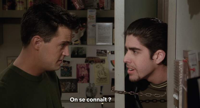 Joey n'a pas été le seul colocataire de Chandler puisque dans la saison 2, il a partagé son appartement avec un type au comportement effrayant. 