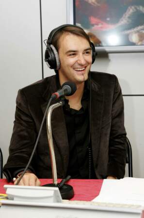 Après la télé, la radio ! Le 6 juillet 2007, il était en studio pour la dernière émission de la saison du 6/9 sur NRJ.