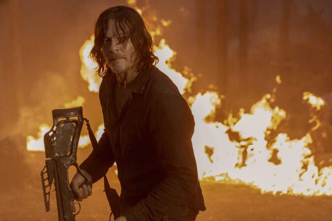 Les saisons et les cheveux s'allongent avec le temps : Norman Reedus dans la saison 10 de The Walking Dead en 2020