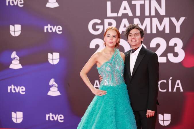 Majo Aguilar et Gilberto Cerezo, en couple depuis deux ans, ont enflammé le tapis rouge