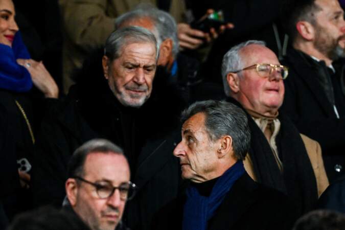 L'ancien Président Nicolas Sarkozy et l'homme d'affaires Jean-Claude Darmon n'ont pas manqué le match.