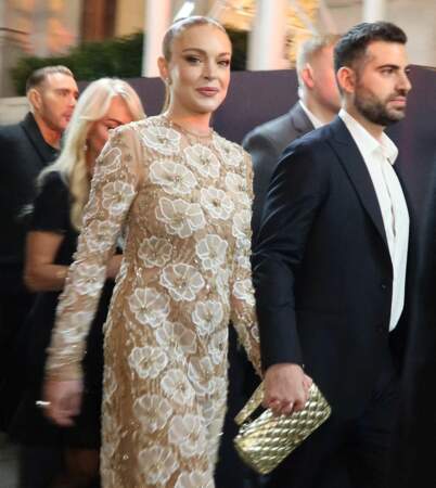 Le 17 juillet, Lindsay Lohan et son mari Bader Shammas annoncent la naissance de leur fils Luai