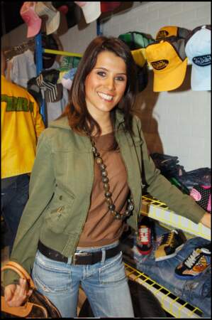 Karine Ferri se fait connaître en 2004 dans l'émission le Bachelor sur M6