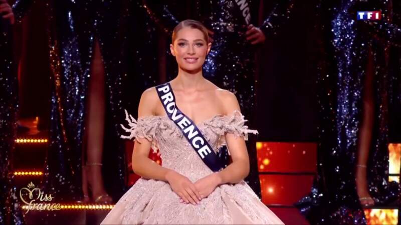 Sa deuxième dauphine est Adélina Blanc (Miss Provence 2023)