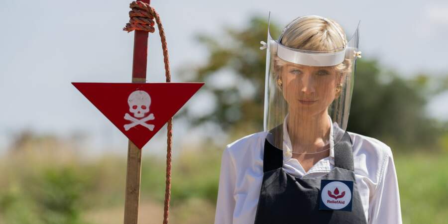 Une photo de Diana lors de son combat contre les mines antipersonnels recréée à l'identique.
