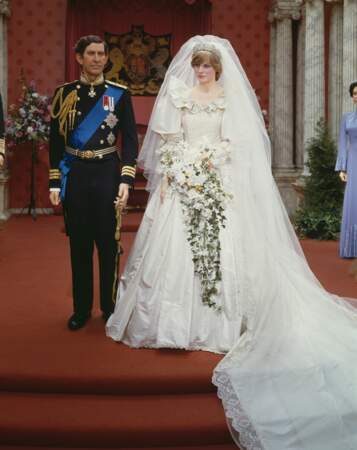 Charles et Diana en 1981 le jour de ce qui restera le mariage du siècle.