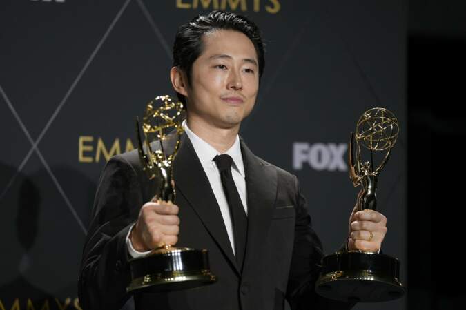 Steven Yeun a reçu le prix du Meilleur acteur dans une mini-série pour son rôle dans "The Beef"