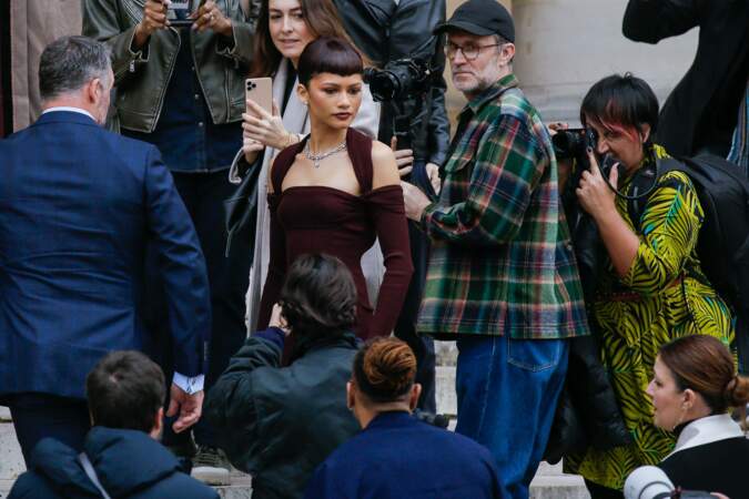 Ce jeudi 25 janvier avait lieu de défilé Fendi de la Fashion Week parisienne et les stars n'ont pas manqué le rendez-vous.