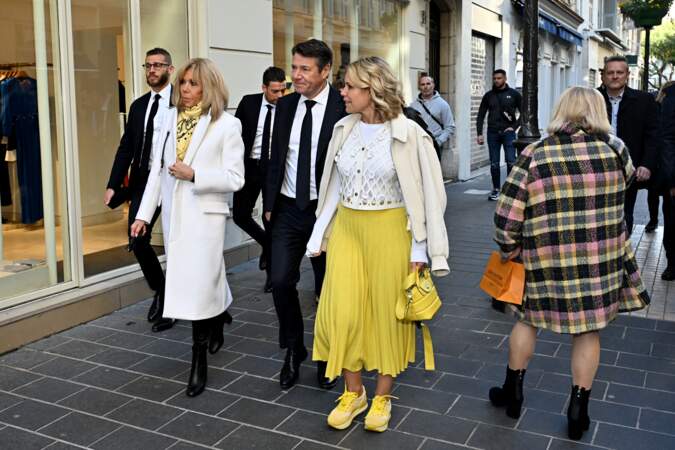 Les époux Estrosi ont marché quelques instants dans Nice en compagnie de la Première dame