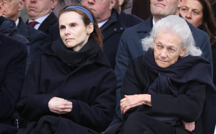 Elisabeth Badinter était assise à côté de Judith Badinter, la fille de l'homme politique, qui avait mystérieusement disparu sans laisser de traces