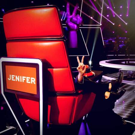 Le 25 février 2012, les téléspectateurs de TF1 découvrent Jenifer dans un nouveau rôle, celui de coach de "The Voice"