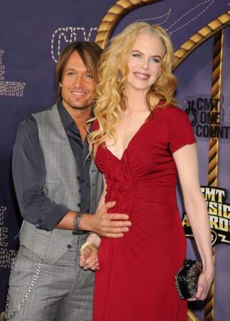 Lors des Music Awards à Nashville en avril 2008, Nicole arbore un joli petit ventre arrondi tandis que le geste de Keith est sans équivoque.