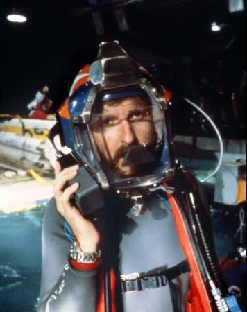 James Cameron sur le tournage de son film sous-marin "Abyss" en 1988.