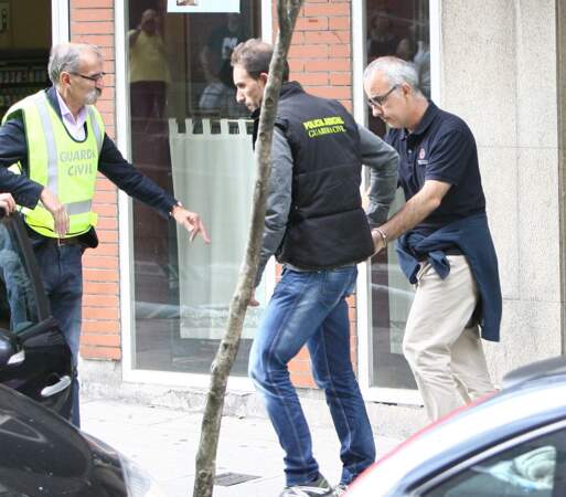 La véritable arrestation d'Alfonso Basterra en septembre 2013.