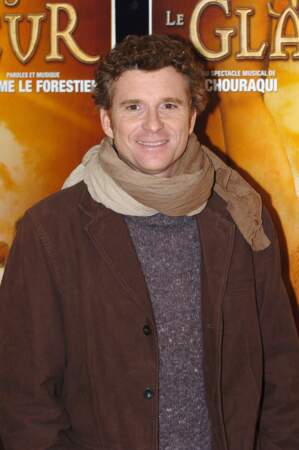 En 2004, Denis Brogniart anime notamment "Fear Factor" et "F1 à la Une" sur TF1