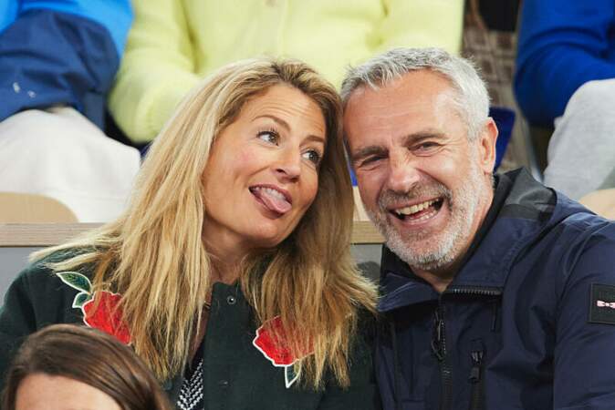 Le rugbyman Yann Delaigue s'est ouvert au tennis, ce 31 mai, aux côtés de sa compagne, la journaliste Astrid Bard.