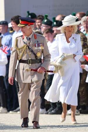 Le couple royal avait à cœur d'honorer la mémoire des 22 000 soldats britanniques qui ont trouvé la mort lors du débarquement.