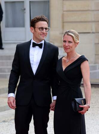 Le frère d'Emmanuel Macron, Laurent Macron, radieux aux côtés de son épouse Sabine, le 8 juin 2024