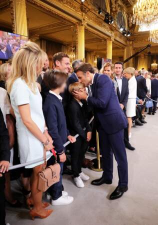 
Emmanuel Macron avec son frère Laurent à la cérémonie d'investiture