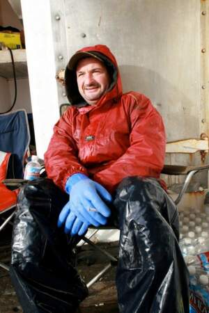 Nick Mavar, pêcheur emblématique du docu-réalité Péril en haute mer, est mort jeudi 13 juin, à 59 ans. 