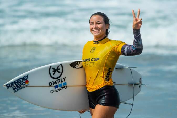 Johanne Defay. La réunionnaise rêve de devenir la première athlète française à décrocher l'or aux Jeux olympique de surf.