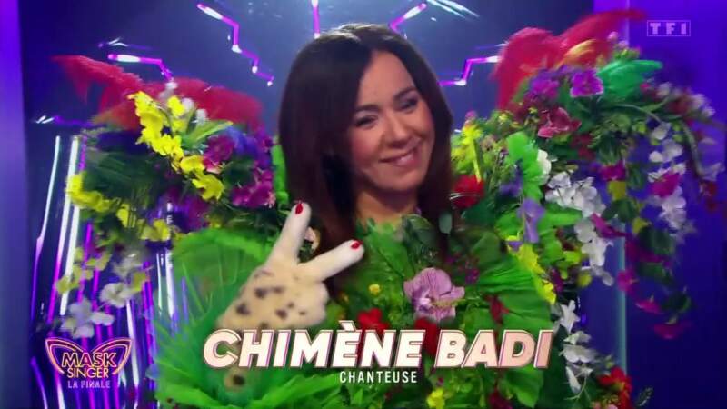 C'est la chanteuse Chimène Badi, démasquée par le jury depuis plusieurs prime, qui se cachait sous le félin.