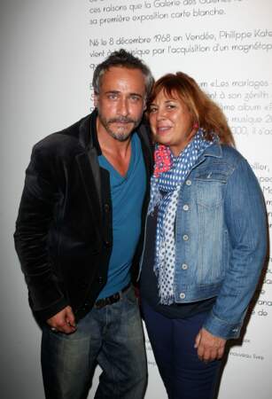 Jean-Michel Tinivelli accompagné de Michèle Bernier au vernissage de l'exposition de Philippe Katerine en 2012